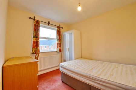 6 bedroom semi-detached house to rent - Photo 3