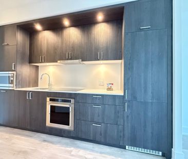 For Lease - 259 The Kingsway N/A Unit# 329, Toronto, Ontario - Photo 3