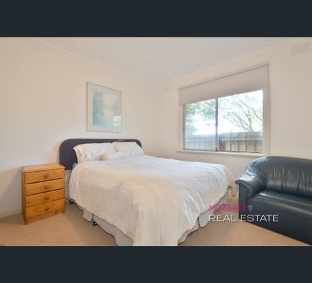 25 Pleasant Street, Pascoe Vale, Vic 3044 - Photo 3