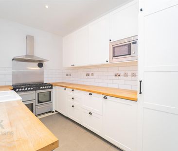 Bell Lane, Bury - Photo 1