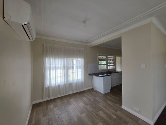 Beautiful Three Bedroom Home in Chatham - Photo 1