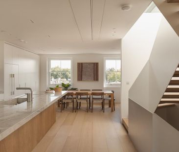 3 bedroom flat to rent - Photo 6