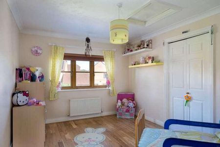 Gregories Drive, Milton Keynes, MK7 - Photo 5