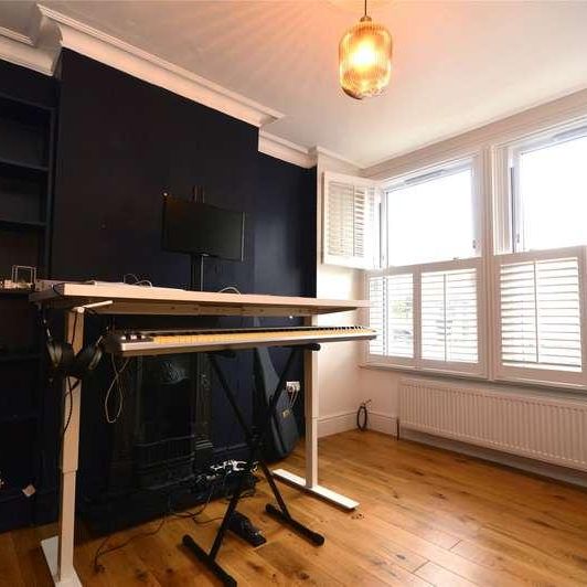 Marian Road, London, SW16 - Photo 1