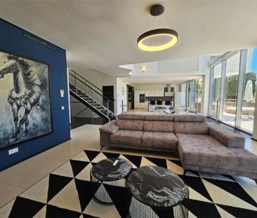 5 room luxury Villa for rent in Marbella, Andalusia - Photo 6