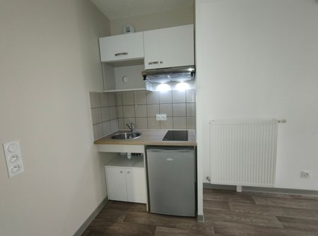 Location Appartement 1 pièce 25m² FRANQUEVILLE ST PIERRE 76520 - Photo 4