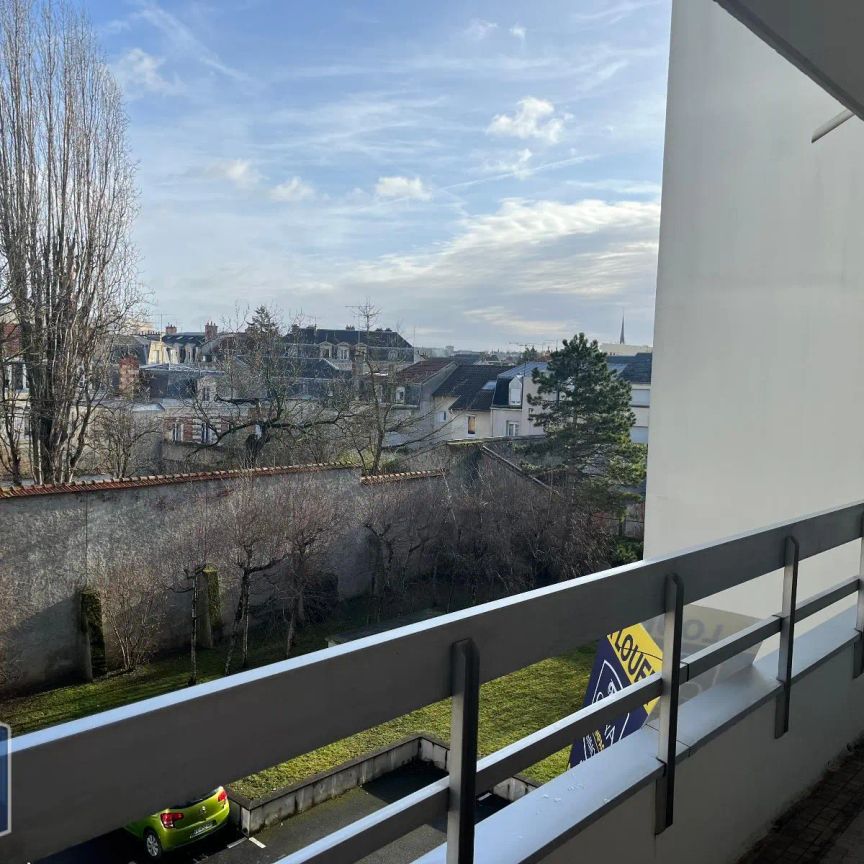Appartement à louer 1 pièce 31.7m² - Photo 1