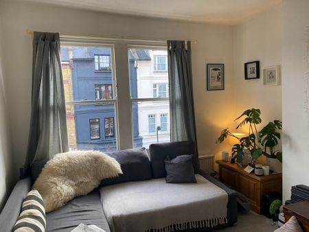 1 Bed Flat, Gascony Avenue, NW6 - Photo 5