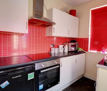 1 bedroom terraced house to rent - Photo 2