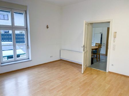 Erdgeschosswohnung mit Terrasse in zentraler Lage in Jennersdorf …! - Foto 3