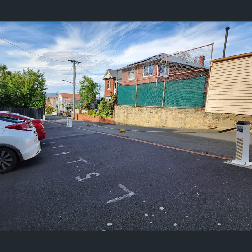 5/17 Newcastle Street, Battery Point, Tas 7004 - Photo 1