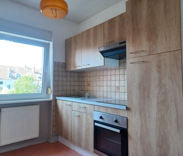 Location Appartement 2 pièces 56m² MULHOUSE 68100 - Photo 2