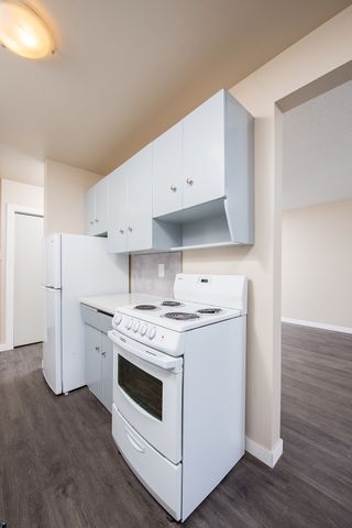 Frisco Apts - Photo 5
