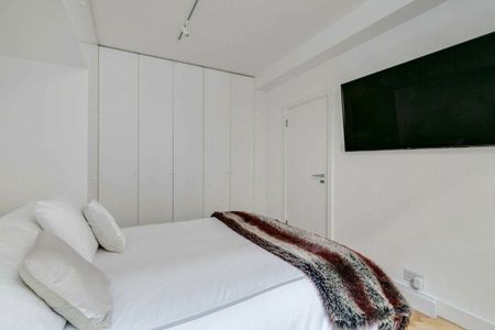 Hammersmith Road, Hammersmith, W6 - Photo 2