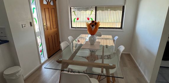 Westmeadows - Photo 2