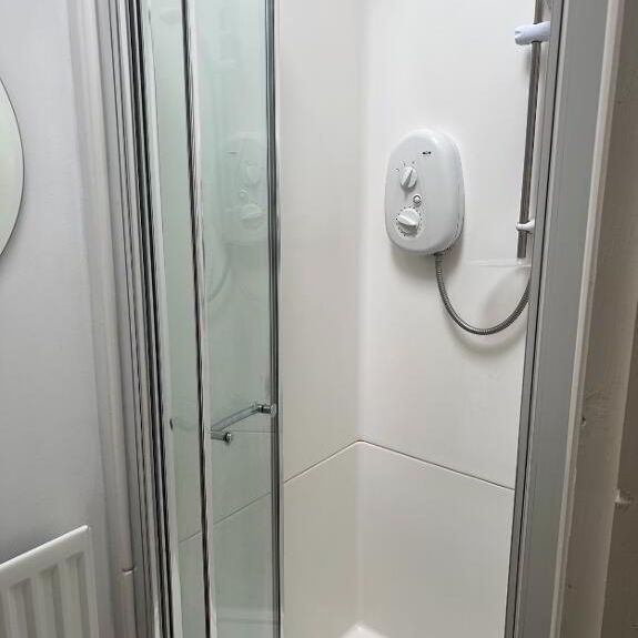 Unit 4, 19 Eglantine Avenue, Belfast, BT9 6DW - Photo 1