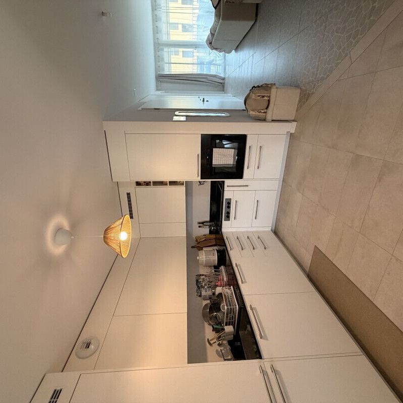 Reprise de bail appartement 3,5 pièces à Estavayer-le-lac 1860 CH - Photo 1