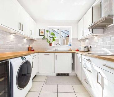 Albany Park Drive, Winnersh, Wokingham, Berkshire, RG41 - Photo 3