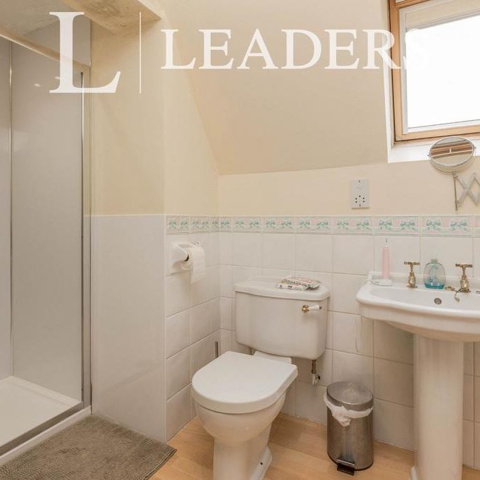 5 bedroom house to rent - Photo 1