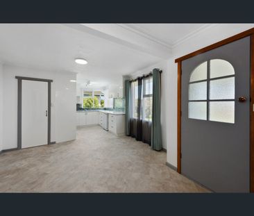 26 Club Drive, Shearwater, Tas 7307 - Photo 2
