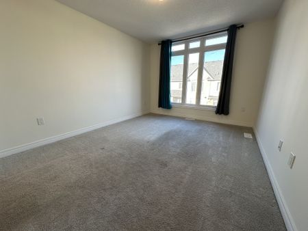For Lease - 40 Zinfandel Drive Unit# 22, Hamilton, Ontario - Photo 5