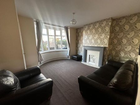3 bedroom terraced house to rent - Photo 4