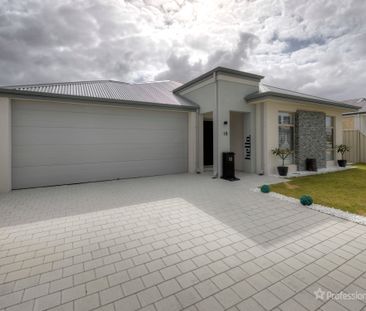 18 Serene Way, Yanchep WA 6035 - Photo 3