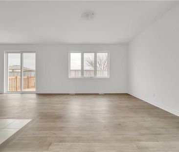 For Lease - 7871 SEABISCUIT Drive, Niagara Falls, Ontario - Photo 1