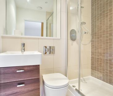 To Let 2 Bed Apartment - Photo 6