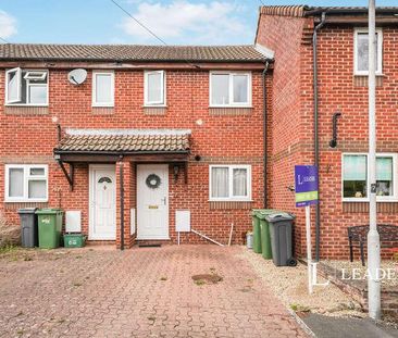 Maple Close, GL2 - Photo 4