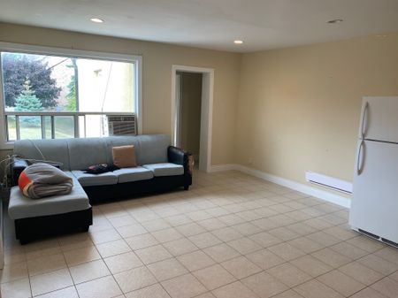 For Lease - 3430 Lakeshore Boulevard Unit# 3, Toronto, Ontario - Photo 4