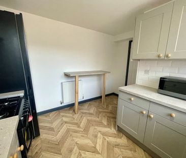 Adderley, Bretton, Peterborough PE3 8RA, Property for rent - Photo 2