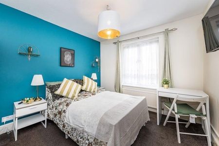 5 bedroom house to rent - Photo 3