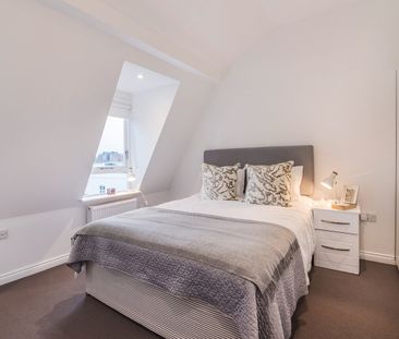 2 Bed Maisonette, Kings Road, SW3 - Photo 5