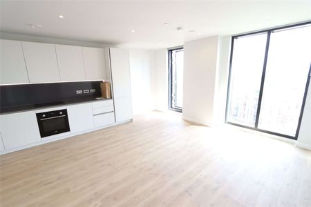 Unfurnished One Bedroom Apartment in the Meadowside Development. - Photo 3