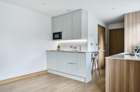 Studio to rent - Photo 3