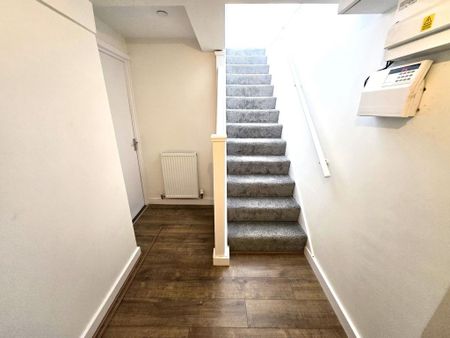 3 bedroom apartment to rent - Photo 5