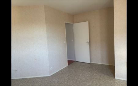 Location Appartement 3 pièces 60 m² La Châtre - Photo 2