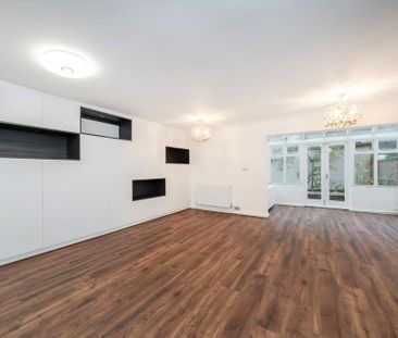 5 bedroom semi-detached house to rent - Photo 2