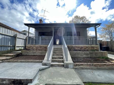 Home For Rent - Photo 3