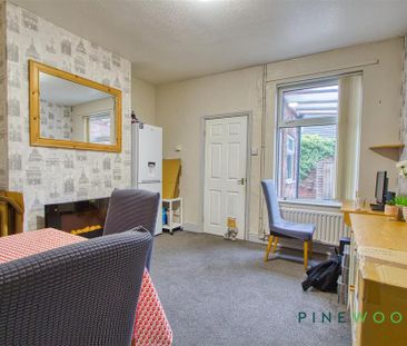 2 bedroom terraced house to rent - Photo 3