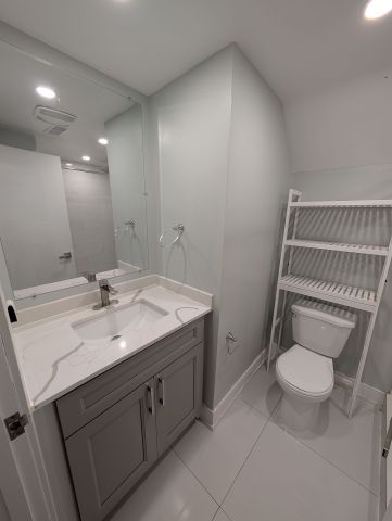 For Lease - 678 Tretheway Drive Unit# 1, Toronto, Ontario - Photo 3