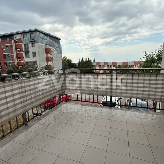 1+kk U Centrálního parku, Zlín s velkou terasou, vybavený - Photo 1