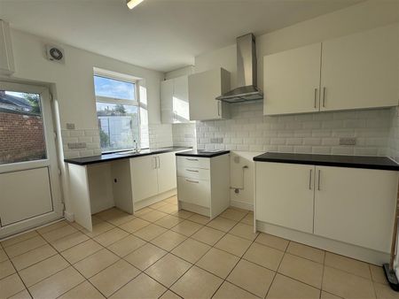 2 bed terraced to rent Chesterfield Road, DE55 - Photo 5