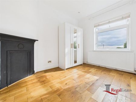 3 bedroom flat to rent - Photo 5