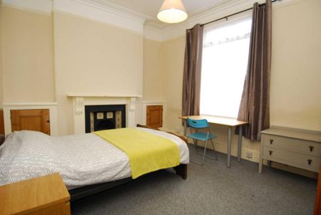 6 bedroom house to rent - Photo 4