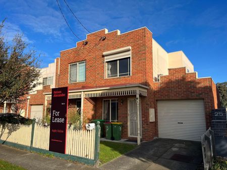 4/23 Thomson Street, Maidstone VIC 3012 - Photo 3