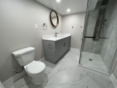 Detached Home For Lease | C8137040 - Photo 4