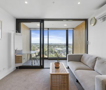 2 spacious bedroom + 2 bathroom + 1 secure carpark included - Photo 2