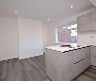 48, Kirkdale View, Leeds, West Yorkshire, LS12 6AR - Photo 6